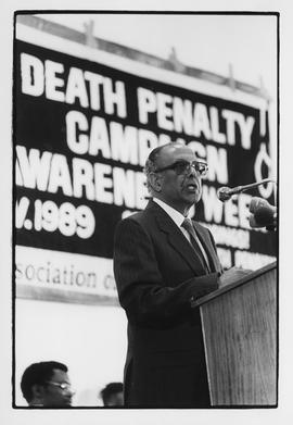 Ahmed Kathrada speaks on the death penalty - protest at NASREC