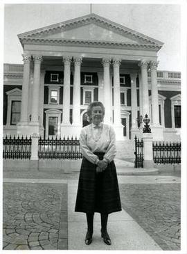 Helen Suzman outside the Senate building, Parliament, Cape Town